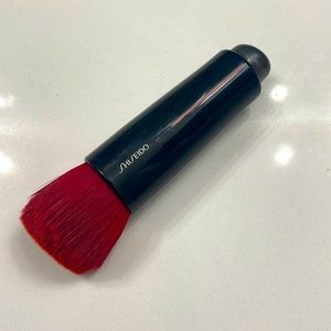 Shiseido DAIYA FUDE Face Duo: Double-Ended Makeup Blending Brush